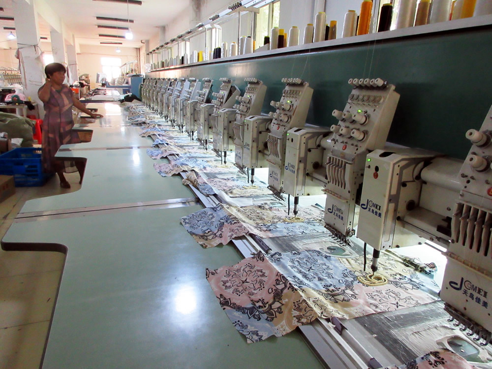 刺繍工場